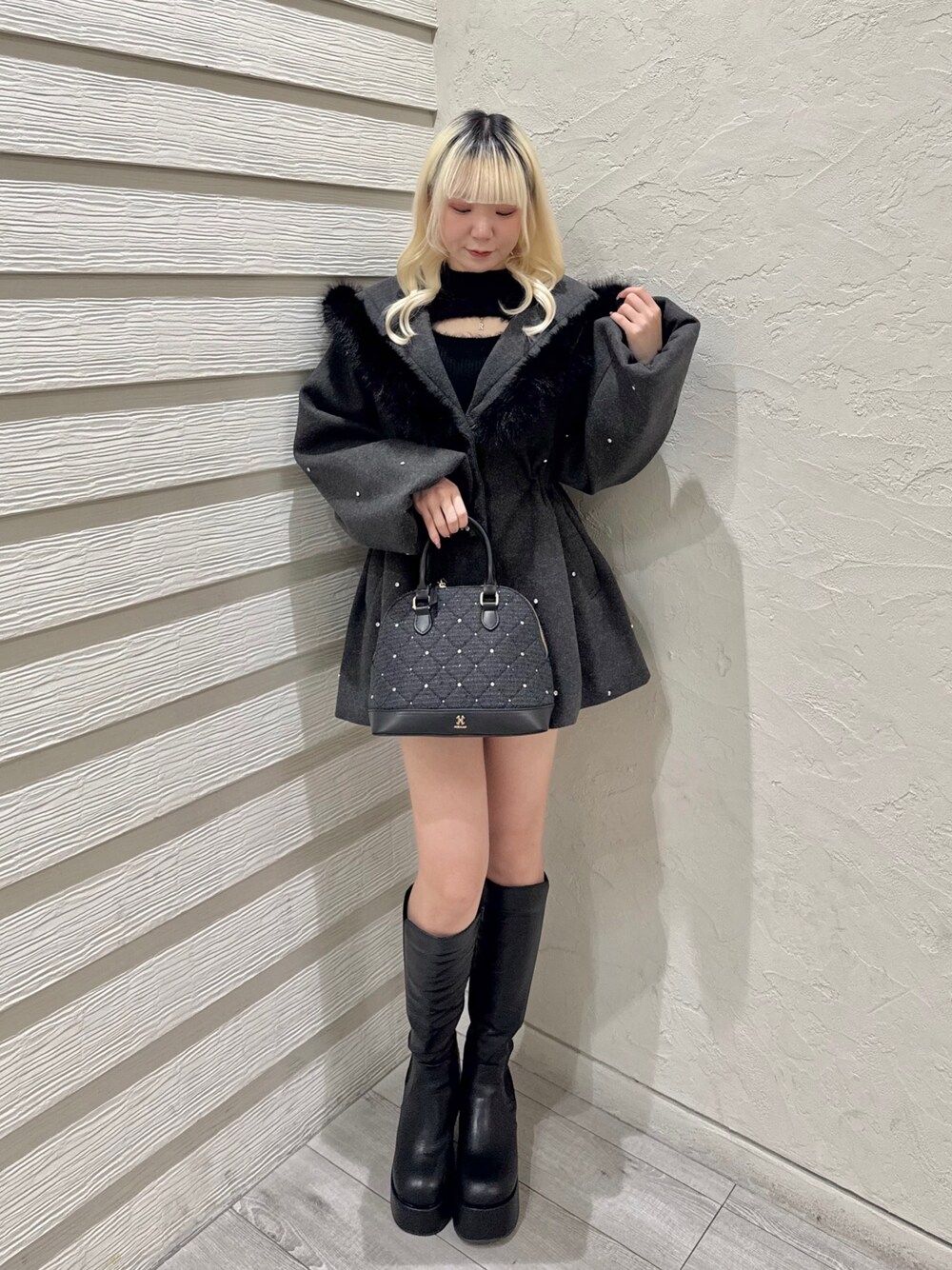 今すぐお届け可能！】ビジュー付き女の子コートを使った人気