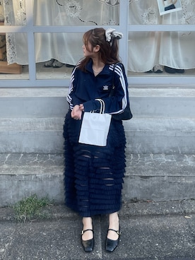 「アイテム（ジャージ）」を使った、ユナさん（レディース・162cm）の秋コーディネート