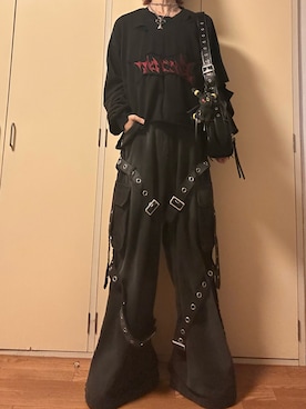 「ERAR（エラー）のケミカルウォッシュ加工/スプレー加工　ハイダメージロゴ刺繍ロンＴ（Tシャツ/カットソー、ブラック系）」を使った、なぎさん（メンズ・160cm）の夏コーディネート