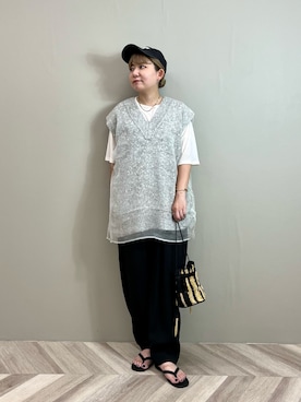 「アイテム（キャップ）」を使った、YAMASHITAさん（レディース・156cm）の夏コーディネート
