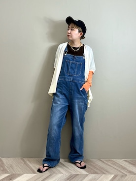 「アイテム（ブレスレット）」を使った、YAMASHITAさん（レディース・156cm）の夏コーディネート