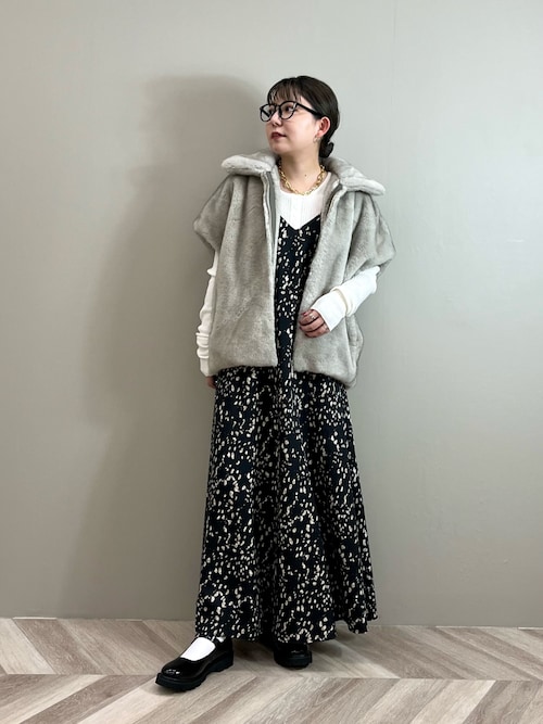 セール】エコファー襟付きベスト（その他アウター）｜Gready Brilliant