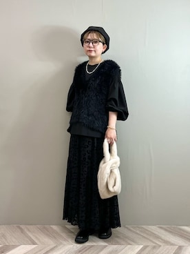 「アイテム（ブレスレット）」を使った、YAMASHITAさん（レディース・156cm）の秋コーディネート