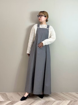 「アイテム（ブレスレット）」を使った、YAMASHITAさん（レディース・156cm）の秋コーディネート