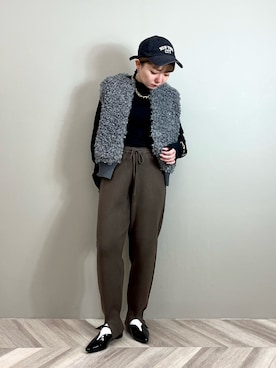 「アイテム（ブレスレット）」を使った、YAMASHITAさん（レディース・156cm）の秋コーディネート