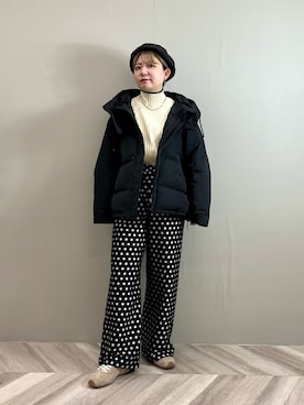 「アイテム（ダウンジャケット/コート）」を使った、YAMASHITAさん（レディース・156cm）の秋コーディネート