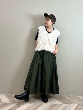 「Gready Brilliant（グレディブリリアン）のコンビブレスレット（ブレスレット）」を使った、YAMASHITAさん（レディース・156cm）の夏コーディネート