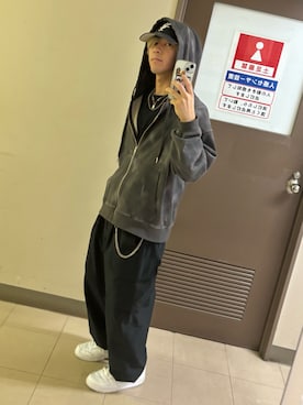 「HARE（ハレ）のアイテム（パーカー）」を使った、りゅーとさん（メンズ・169cm）の秋コーディネート