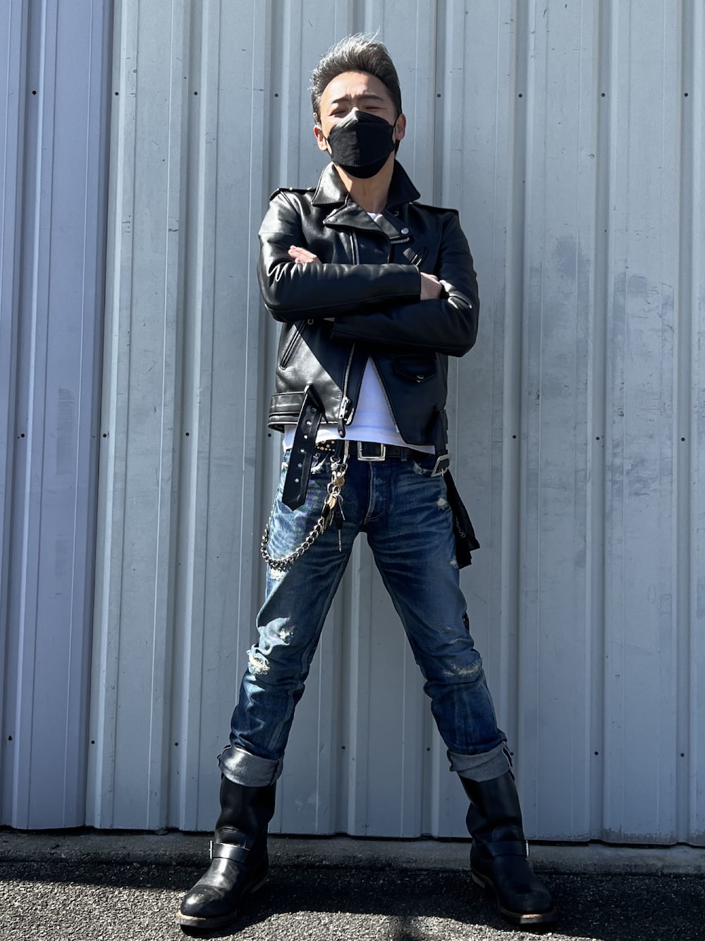 「SCHOTT、ライダーススタイル、無骨スタイル、休日コーデ、50代コーデ」｜「schottのアイテム（ライダースジャケット、ブラック系）」を使った、futorockさん（メンズ・177cm）の春コーディネートの1枚目の写真