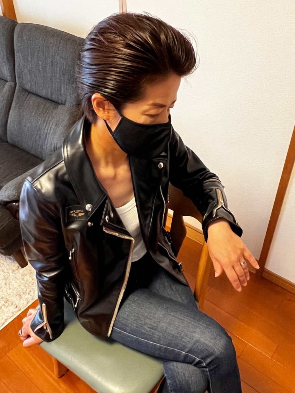 「lewis leathers、ルイスレザー、部屋ジャン、育ジャン、ライダースコーデ、リーゼント、男前女子、漢前女子、ライダース女子」｜「Lewis Leathersのアイテム（ライダースジャケット、ブラック系）」を使った、futorockさん（メンズ・177cm）の夏コーディネートの1枚目の写真