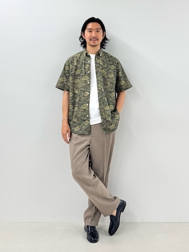 「NOLLEY’S（ノーリーズ）の総柄プリント ボタンダウン半袖シャツ リラックスシルエット 26SS（シャツ/ブラウス、グリーン系）」を使った、NISHINOさん（メンズ・178cm）の夏コーディネート