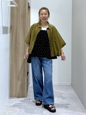 「GLOBAL WORK（グローバルワーク）のGOODデニムイージー綿麻パンツ/634610（デニムパンツ、ブルー系）」を使った、MiCAさん（レディース・154cm）の夏コーディネート