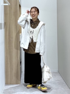 「GLOBAL WORK（グローバルワーク）の撥水軽量2WAYバッグ/137590（ショルダーバッグ、ホワイト系）」を使った、MiCAさん（レディース・154cm）の春コーディネート