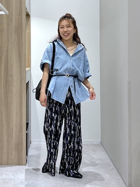 「GLOBAL WORK（グローバルワーク）のらくっション踏めるバブーシュ/136007（その他シューズ、ブラック系）」を使った、MiCAさん（レディース・154cm）の春コーディネート