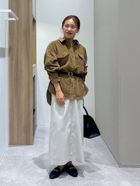 「アイテム（イエロー系）」を使った、MiCAさん（レディース・154cm・30代）の秋コーディネート