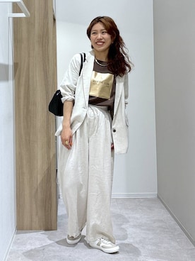 「GLOBAL WORK（グローバルワーク）のエアかるクラシックスニーカー/135751（スニーカー、ホワイト系）」を使った、MiCAさん（レディース・154cm）の春コーディネート