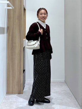 「アイテム（シュシュ）」を使った、MiCAさん（レディース・154cm・30代）の冬コーディネート