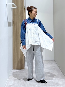 「GLOBAL WORK（グローバルワーク）のらくっション踏めるバブーシュ/136007（その他シューズ、ブラック系）」を使った、MiCAさん（レディース・154cm）の春コーディネート