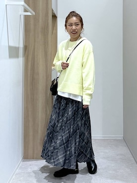 「GLOBAL WORK（グローバルワーク）のアイテム（シュシュ）」を使った、MiCAさん（レディース・154cm）の冬コーディネート