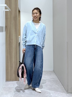 「GLOBAL WORK（グローバルワーク）のシルクプリントチビスカーフ/130520（バンダナ/スカーフ、ピンク系）」を使った、MiCAさん（レディース・154cm）の春コーディネート