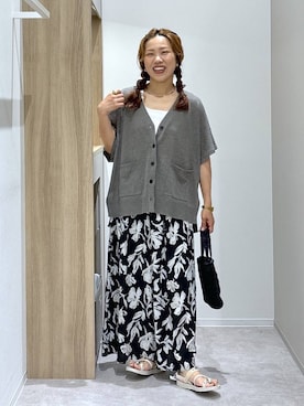 「GLOBAL WORK（グローバルワーク）のアイテム（トップス）」を使った、MiCAさん（レディース・154cm）の夏コーディネート