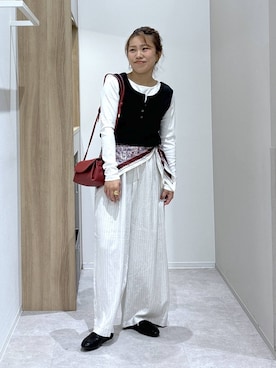 「GLOBAL WORK（グローバルワーク）のらくっション踏めるバブーシュ/136007（その他シューズ、ブラック系）」を使った、MiCAさん（レディース・154cm）の春コーディネート