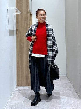「GLOBAL WORK（グローバルワーク）のアイテム（マフラー）」を使った、MiCAさん（レディース・154cm）の秋コーディネート