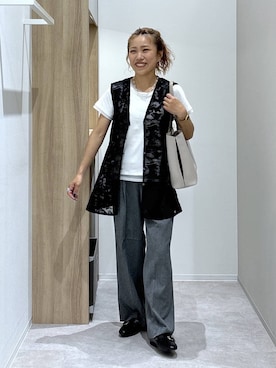 「GLOBAL WORK（グローバルワーク）のカットワークレースベスト/1046305（ベスト、ブラック系）」を使った、MiCAさん（レディース・154cm）の夏コーディネート