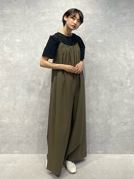 「NANO universe（ナノユニバース）のアイテム（サロペット/オーバーオール）」を使った、七瀬　莉海さん（レディース・164cm）の秋コーディネート