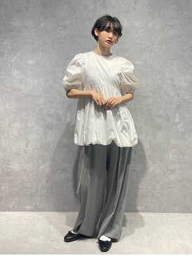 「NANO universe（ナノユニバース）のアイテム（スラックス）」を使った、七瀬　莉海さん（レディース・164cm）の春コーディネート