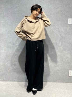 「NANO universe（ナノユニバース）のアイテム（スウェットパンツ）」を使った、七瀬　莉海さん（レディース・164cm）の秋コーディネート