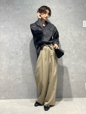「YAHKI（ヤーキ）のアイテム（ショルダーバッグ）」を使った、七瀬　莉海さん（レディース・164cm）の秋コーディネート