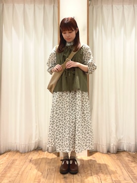 「ベスト×ワンピース」｜はるさん（レディース・156cm）の春コーディネート