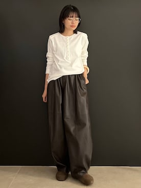 「アイテム（バングル/リストバンド、ホワイト系）」を使った、nnhk16さん（レディース・157cm）の夏コーディネート