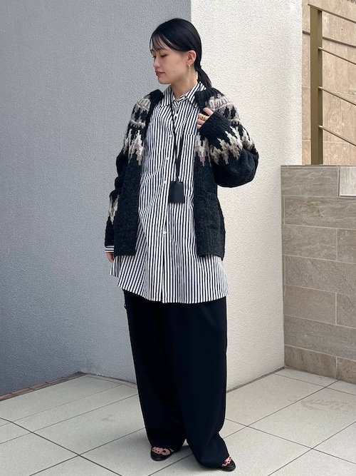 カレンソロジー 24AW サスペンダー付きタックパンツ フルレングス 黒 カレンソロジー 24AW サスペンダー付きタックパンツ フル