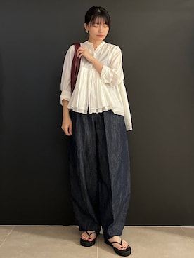 「Curensology（カレンソロジー）のCurensology(カレンソロジー)/レイヤードギャザーブラウス（シャツ/ブラウス、ホワイト系）」を使った、nnhk16さん（レディース・157cm）の夏コーディネート