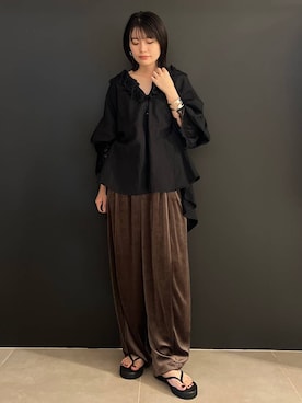 「Curensology（カレンソロジー）のCurensology(カレンソロジー)/【モデル 竹下玲奈さんインスタライブ紹介アイテム】マニーレースブラウス（シャツ/ブラウス、ブラック系）」を使った、nnhk16さん（レディース・157cm）の夏コーディネート