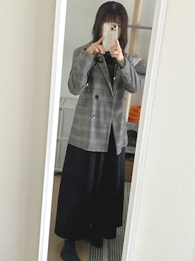 「黒ワンピ」｜「アイテム（ジャケット/アウター）」を使った、JcoRo☀︎さん（レディース・158cm）の秋コーディネート