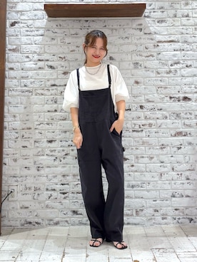 「アイテム（サロペット/オーバーオール）」を使った、yukaさん（レディース・153cm）の夏コーディネート