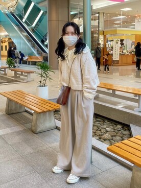 「CONVERSE（コンバース）のCONVERSE コンバース オール スター ジャパン オックス / ALL STAR J OX (NATURAL WHITE) 32167710（スニーカー）」を使った、yukaさん（レディース・153cm）の冬コーディネート