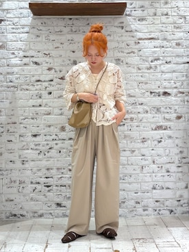 「アイテム（スラックス）」を使った、yukaさん（レディース・153cm）の秋コーディネート