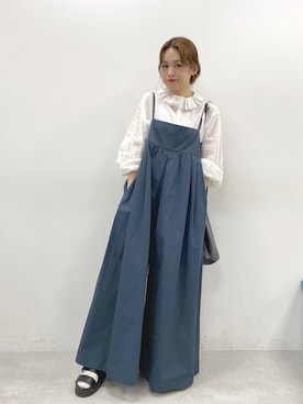 「白ブラウス」｜「アイテム（オールインワン・サロペット）」を使った、yukaさん（レディース・153cm）の夏コーディネート