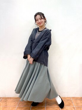 「くすみカラー」｜「アイテム（デニムジャケット）」を使った、yukaさん（レディース・153cm）の秋コーディネート