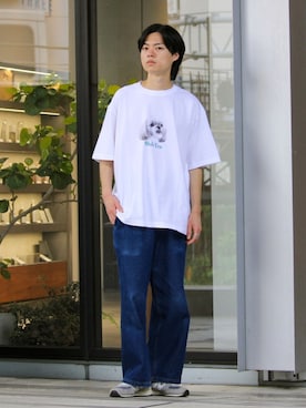 「GLOSTER（グロスター）の【シリーズ累計人気】DOG＆CAT プリントTシャツ（Tシャツ/カットソー、ホワイト系）」を使った、reさん（メンズ・173cm）の春コーディネート