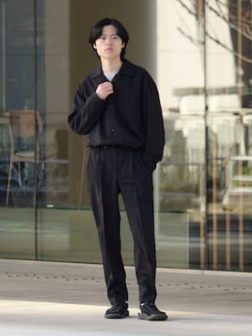 「GLOSTER（グロスター）のアイテム（パンツ）」を使った、reさん（メンズ・173cm）の春コーディネート