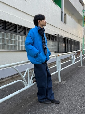 「アイテム（マフラー）」を使った、reさん（メンズ・173cm）の冬コーディネート