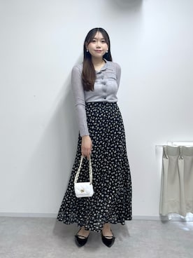 「花柄スカート」｜Rikoさん（レディース・158cm）の秋コーディネート