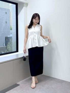「La boutique BonBon（ラブティックボンボン）の【美人見えペプラム】ペプラムノースリニット（ニット/セーター、ホワイト系）」を使った、Rikoさん（レディース・158cm）の春コーディネート