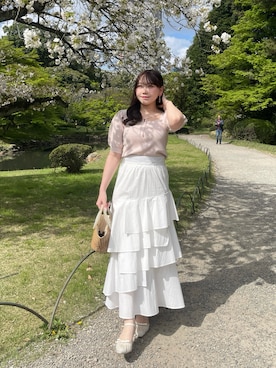 「La boutique BonBon（ラブティックボンボン）の【接触冷感・最強愛され】クールタッチUVラメ前後2WAYスクエアネックニット（ニット/セーター、ピンク系）」を使った、Rikoさん（レディース・158cm）の春コーディネート