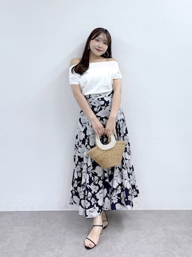 「La boutique BonBon（ラブティックボンボン）の【シリーズ累計お気に入り数1.5万突破！接触冷感・UVカット】クールタッチUVオフショルフレンチニット（ニット/セーター、ホワイト系）」を使った、Rikoさん（レディース・158cm）の夏コーディネート